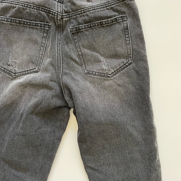 Cropped straight leg jean - Picture 9 of 10